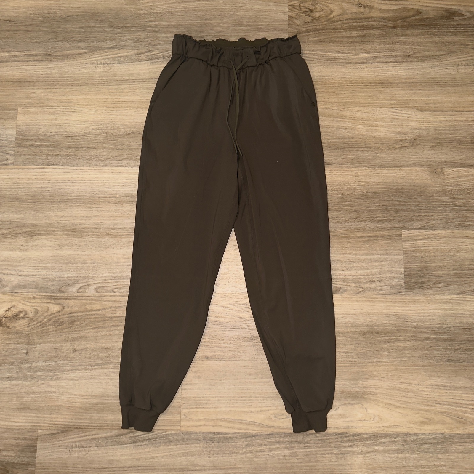 Lululemon Stretch High Rise Jogger Dark Olive Size 4 Athleisure Pants